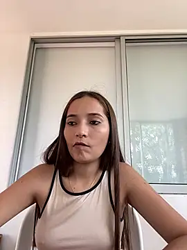 Penelope-Hot online show from December 2024 03:09:02 PM