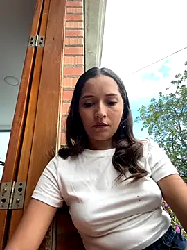 Penelope-Hot online show from October 2025 06:53:02 PM