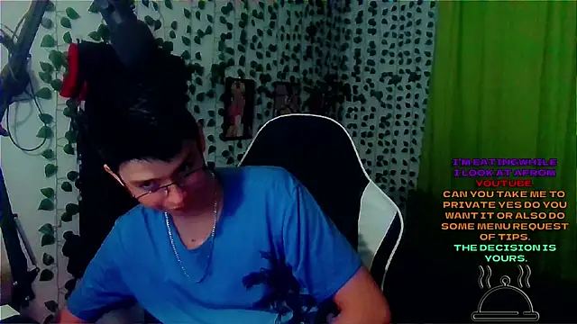 Snapshot of Andy_gray chatting on October 2025 11:49:01 PM Andy gray online show from October 2025 11:49:01 PM