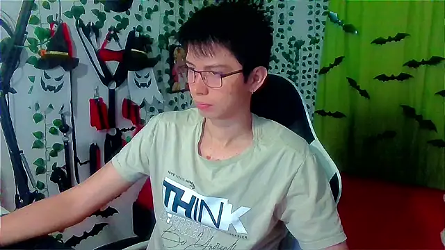 Snapshot of Andy_gray chatting on November 2025 10:49:02 AM Andy gray online show from November 2025 10:49:02 AM