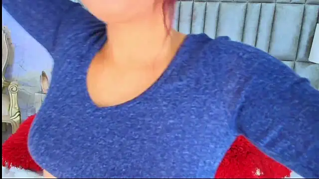 BellahColucci online show from March 2025 09:01:02 PM