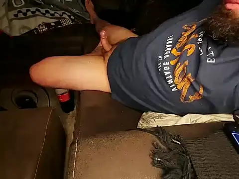 Snapshot of CuriousBear chatting on November 2025 03:16:02 AM CuriousBear online show from November 2025 03:16:02 AM