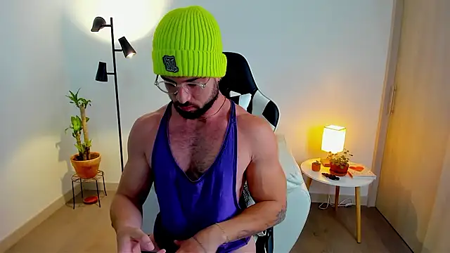 dafboy1 online show from February 2026 04:49:01 PM