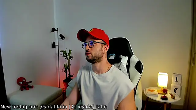 dafboy1 online show from June 2026 06:36:02 PM