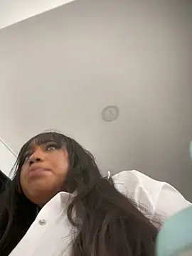 ailynBlaze online show from February 2025 05:38:02 PM