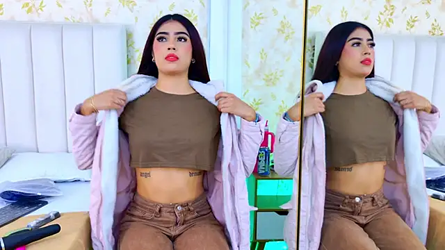 Mia-Monroe online show from October 2025 07:57:02 PM