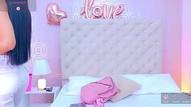 Mia-Monroe online show from February 2026 07:45:02 PM