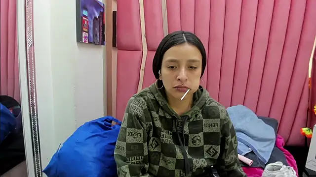 Snapshot of Sarah_Hornny chatting on February 2026 03:51:02 AM Sarah Hornny online show from February 2026 03:51:02 AM