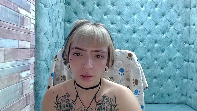 Snapshot of Samantha_Smiith chatting on October 2025 03:40:01 AM Samantha Smiith online show from October 2025 03:40:01 AM