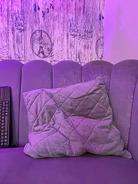 AbyThompson online show from April 2026 01:37:01 PM