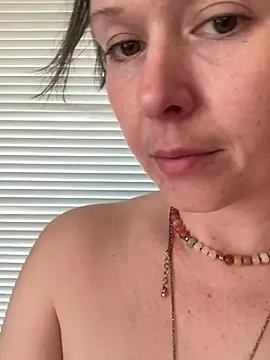 KatieBARBiE98 online show from March 2026 08:14:02 PM