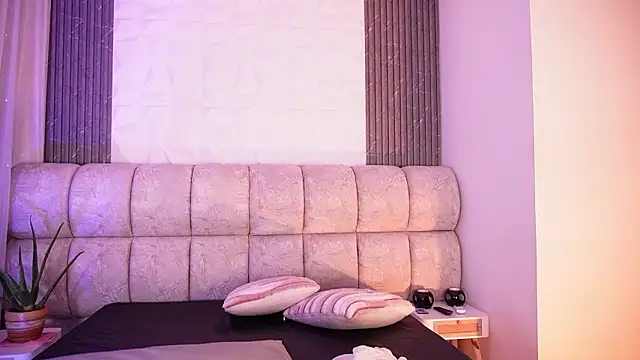 Godess Scarlett77 online show from March 2026 03:12:02 AM