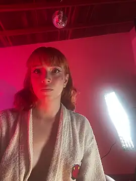 sweeet peach online show from April 2026 04:40:01 AM