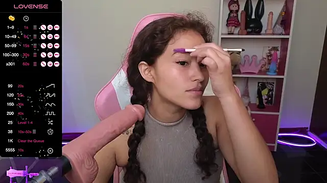 redbarbiedollx online show from February 2025 04:05:02 PM