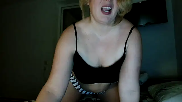  CattrinaVegas  online show from December 2024 07:05:02 PM