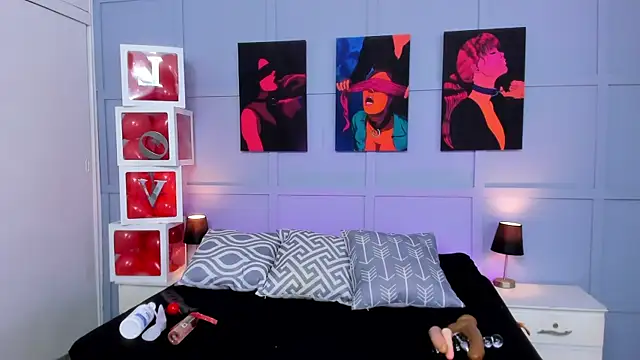 Elizabeth Santos online show from February 2025 10:58:01 PM