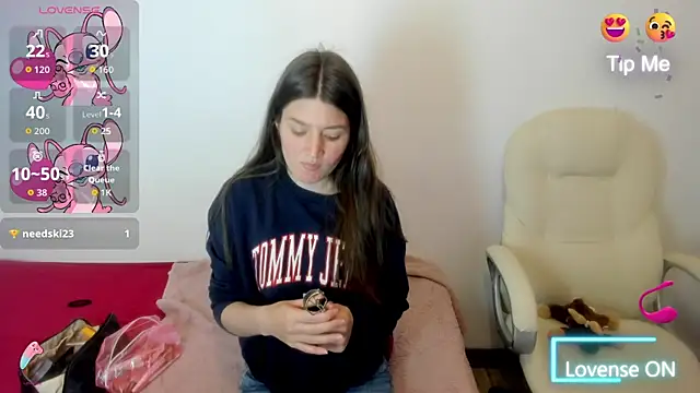 Snapshot of Tesa_cute chatting on September 2025 01:11:01 AM Tesa cute online show from September 2025 01:11:01 AM