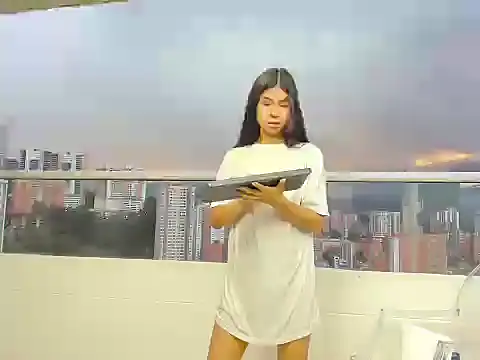 Snapshot of _violetadulce chatting on December 2024 10:30:02 PM violetadulce online show from December 2024 10:30:02 PM