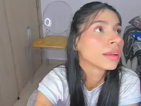 Snapshot of _violetadulce chatting on January 2025 07:19:02 AM violetadulce online show from January 2025 07:19:02 AM