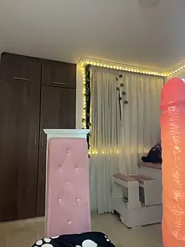 lina pink online show from February 2026 03:05:01 AM