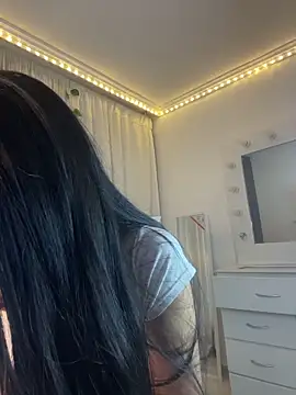 lina pink online show from March 2026 12:18:01 AM