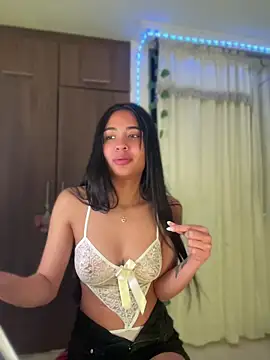 lina pink online show from July 2026 08:37:01 PM