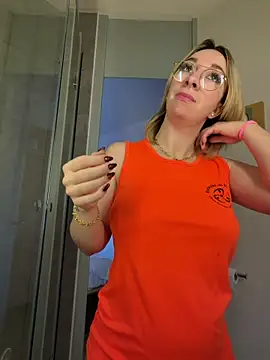 Snapshot of Giuliana_baby chatting on February 2026 08:51:01 AM Giuliana baby online show from February 2026 08:51:01 AM