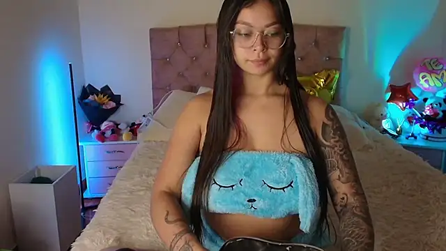 miaa saenz1 online show from November 2025 03:50:01 AM