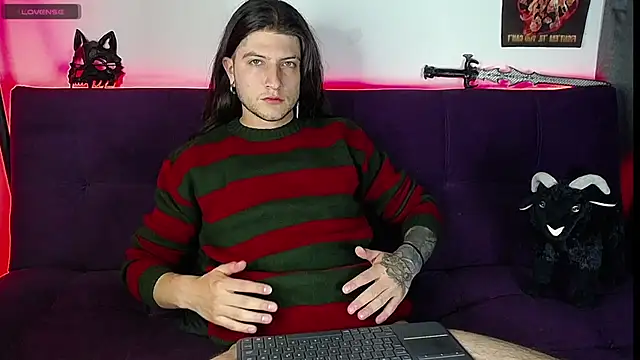 Snapshot of blckwolf_6 chatting on January 2025 02:55:01 AM blckwolf 6 online show from January 2025 02:55:01 AM