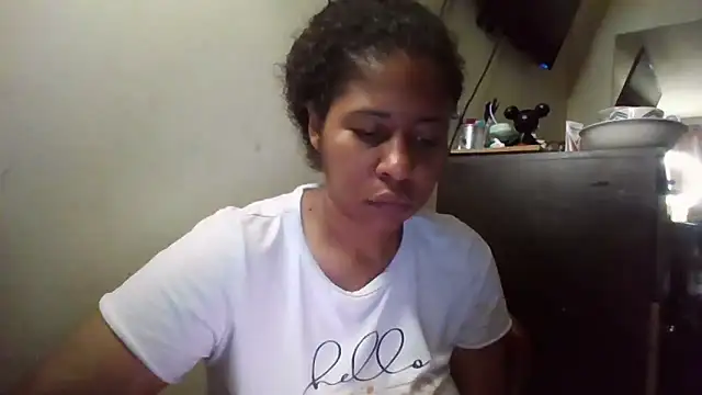 Ivon-09 online show from November 2025 11:10:02 AM