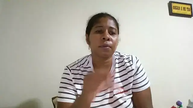 Ivon-09 online show from April 2026 02:42:02 AM