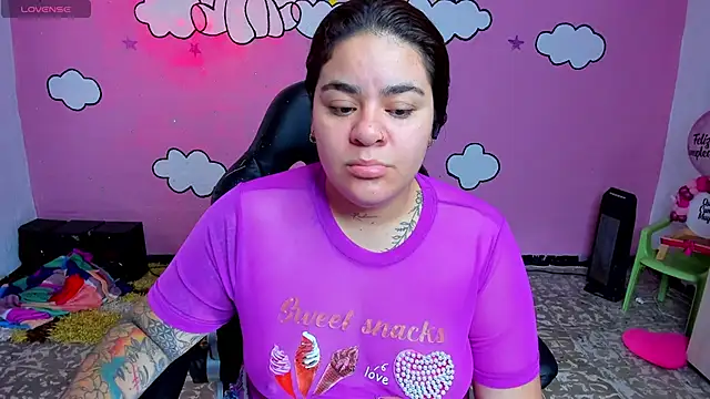 Sharon hils online show from April 2026 02:42:01 PM