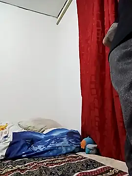 HornetBigDickonYou online show from January 2025 12:42:01 AM