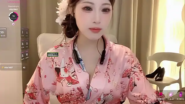 zhuzhu-520- online show from October 2025 04:26:02 PM