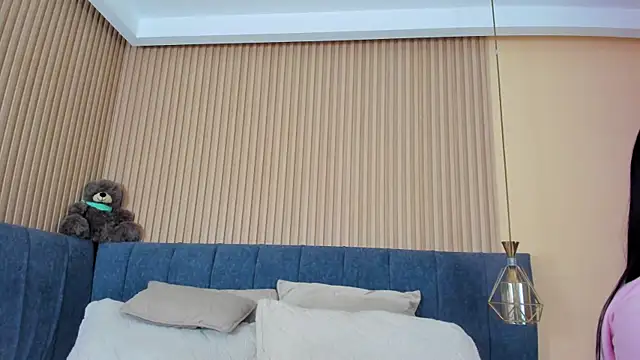 Snapshot of kathecute__ chatting on November 2025 01:37:01 AM kathecute online show from November 2025 01:37:01 AM