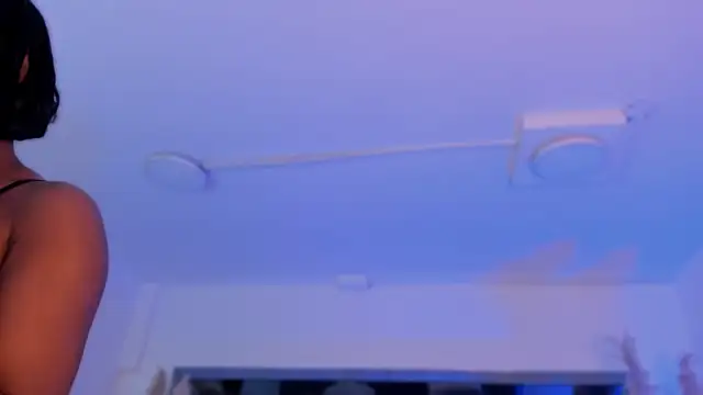 ChaynnaCooper online show from November 2025 04:02:02 AM