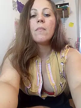 SofiEstevez online show from November 2025 12:38:01 PM