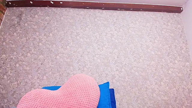 Snapshot of nicol_f chatting on February 2025 07:17:02 PM nicol f online show from February 2025 07:17:02 PM