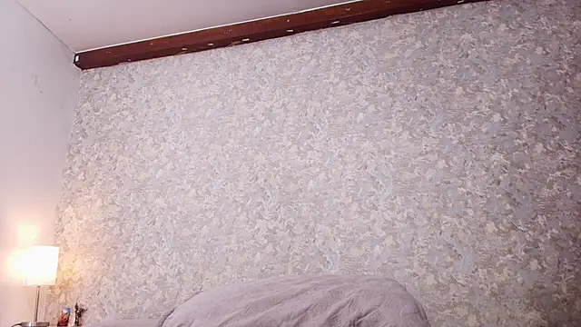 Snapshot of nicol_f chatting on November 2025 03:05:02 AM nicol f online show from November 2025 03:05:02 AM