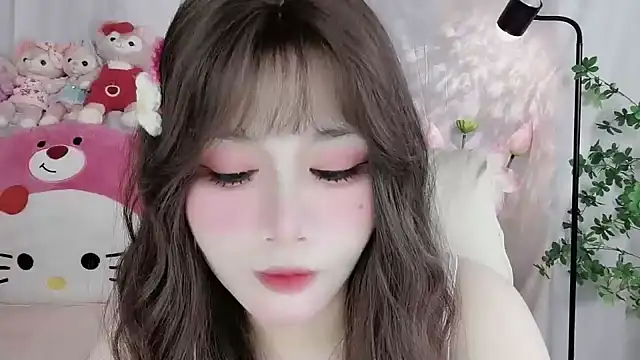 Nancy-Cindy online show from October 2025 07:58:01 PM