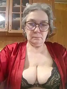 Snapshot of IrinaSweet54 chatting on April 2026 07:04:01 AM IrinaSweet54 online show from April 2026 07:04:01 AM