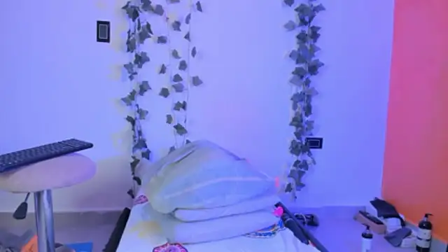 Cataleya19   online show from February 2026 09:16:02 AM