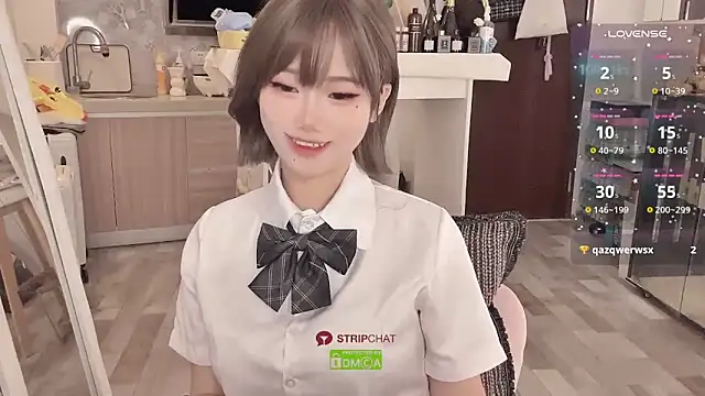 Snapshot of -XunMengLong- chatting on December 2024 05:44:01 PM -XunMengLong- online show from December 2024 05:44:01 PM