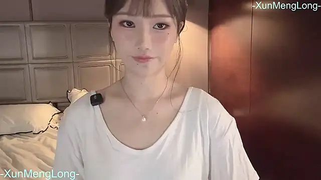 -XunMengLong- online show from April 2026 06:27:02 PM