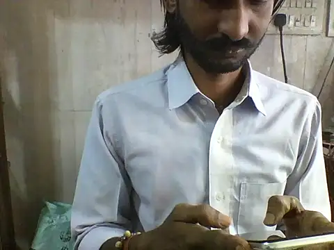 Snapshot of Desi_GfBf chatting on October 2025 04:38:01 AM Desi GfBf online show from October 2025 04:38:01 AM