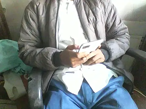 Snapshot of Desi_GfBf chatting on November 2025 07:29:01 AM Desi GfBf online show from November 2025 07:29:01 AM