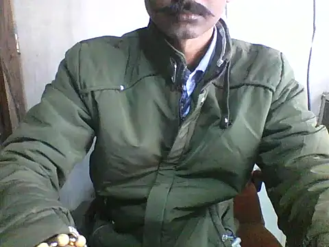 Snapshot of Desi_GfBf chatting on December 2025 08:20:02 AM Desi GfBf online show from December 2025 08:20:02 AM