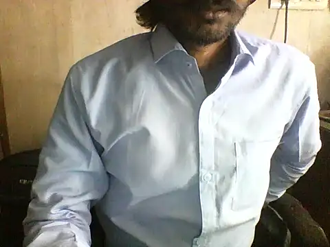 Snapshot of Desi_GfBf chatting on January 2026 10:30:01 AM Desi GfBf online show from January 2026 10:30:01 AM