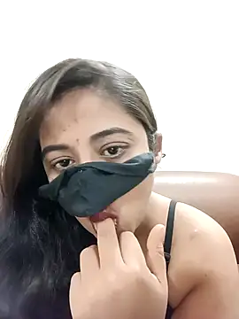 DIZZLING DIVA online show from January 2025 05:00:02 PM