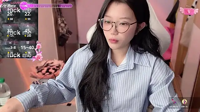 Snapshot of xiSSts chatting on March 2025 12:40:02 AM xiSSts online show from March 2025 12:40:02 AM